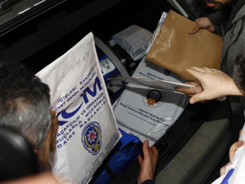 Bakan çocukları ve Zarrab'ın tahliyesi Meclis gündeminde 