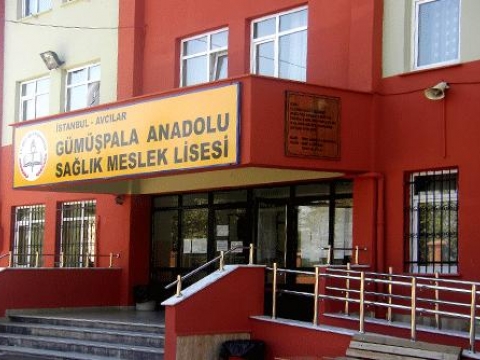 Avcılarda Sağlık Meslek Lisesi hizmete açıldı