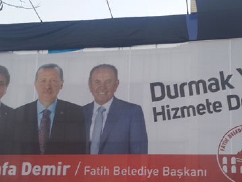 AKP Mustafa Demir Seçim Kuruluna Şikayet edildi