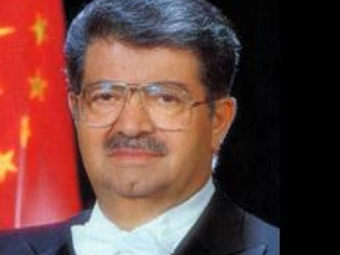 Turgut Özal kimdir ?