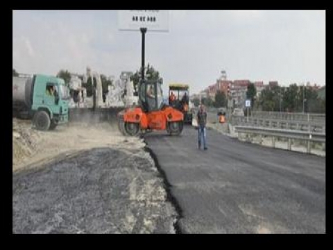Kumburgazda asfalt çalışmaları devam ediyor