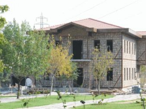 Bağcılarda meyve bahçeleri yükseliyor