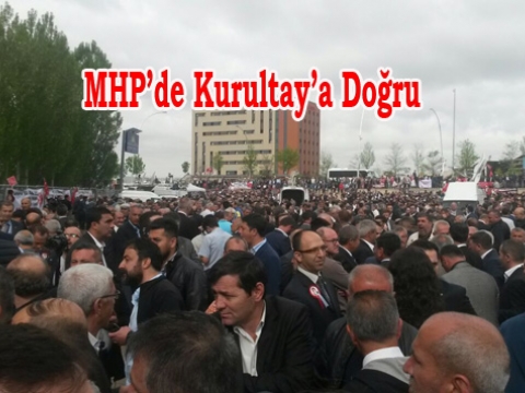 Ülkücüler Büyük Anadolu Oteli Önünde,