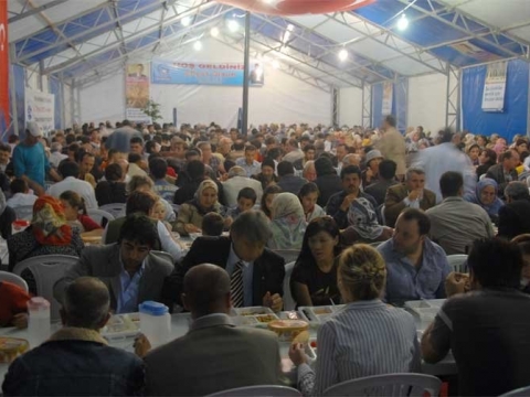 Fatih belediyesi ikramları bütçeye ağır yük getiriyor