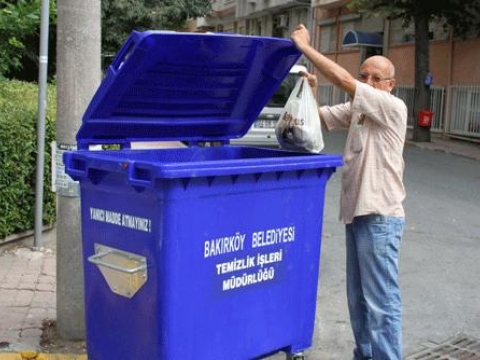 Bakırköy`de temizlik harekâtı