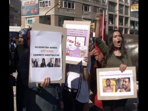 Öğrenciler terör olaylarını protesto etti