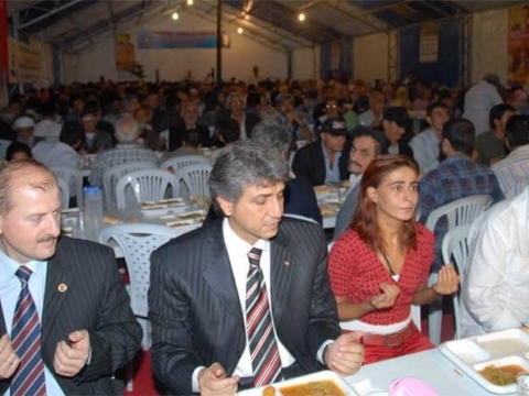 Fatih belediyesi Halk İftarları Davalık